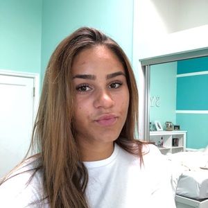 Meet your Posher, Sydney